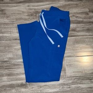 Figs yola skinny scrub pants